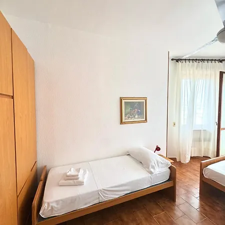 Apartment La Scogliera *