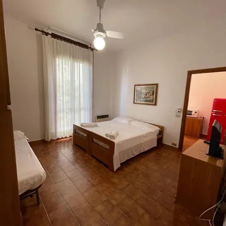 Apartment La Scogliera *