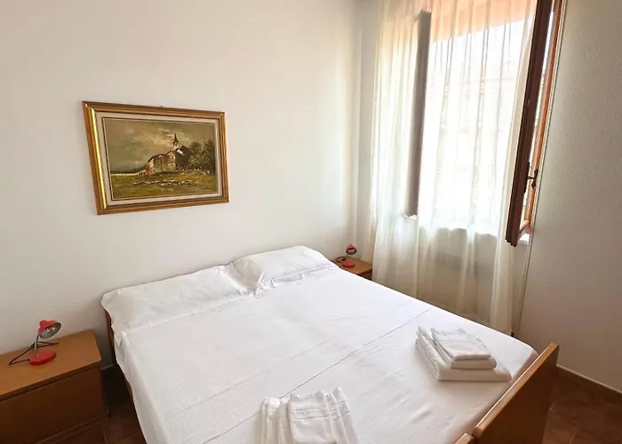 La Scogliera Apartment *