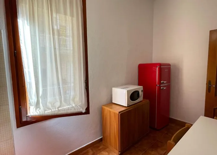 La Scogliera Apartment *