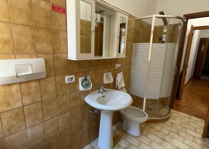 La Scogliera Apartment *