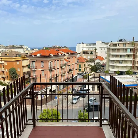 아파트 La Scogliera 알라시오